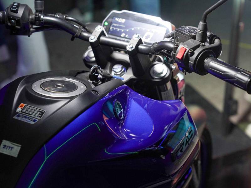 Yamaha lanza la FZ 4.0 en Honduras: poder urbano con alma deportiva