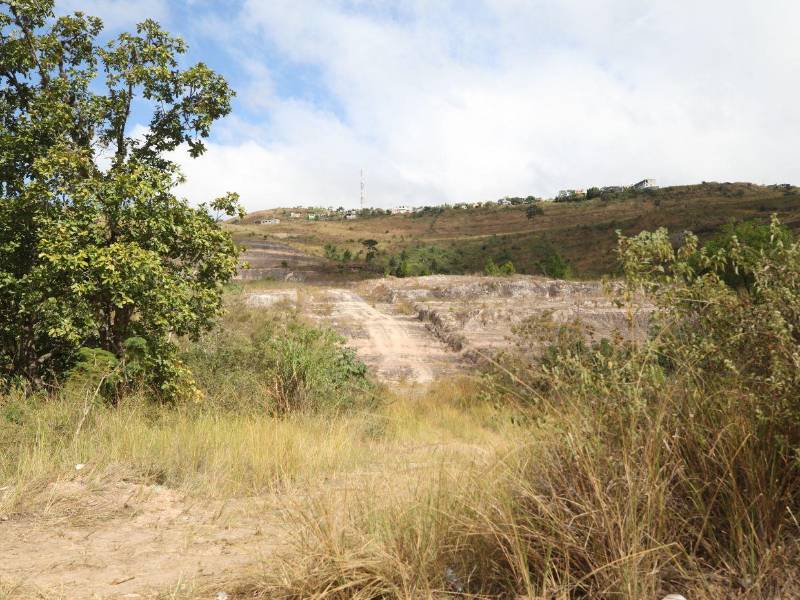 Este proyecto es de 8.22 kilómetros y va a salir a El Tizatillo para mejorar el tráfico en la carretera principal hacia Choluteca y otros lugares.