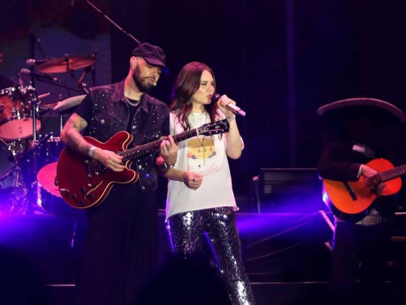 Jesse &amp; Joy y una noche de despecho, mariachis y ovaciones en Tegucigalpa