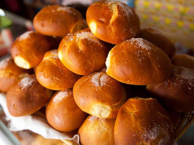 El pan de yema también es una receta casera de las abuelas, que antes los horneaban en horno de barro en los patios de las casas.