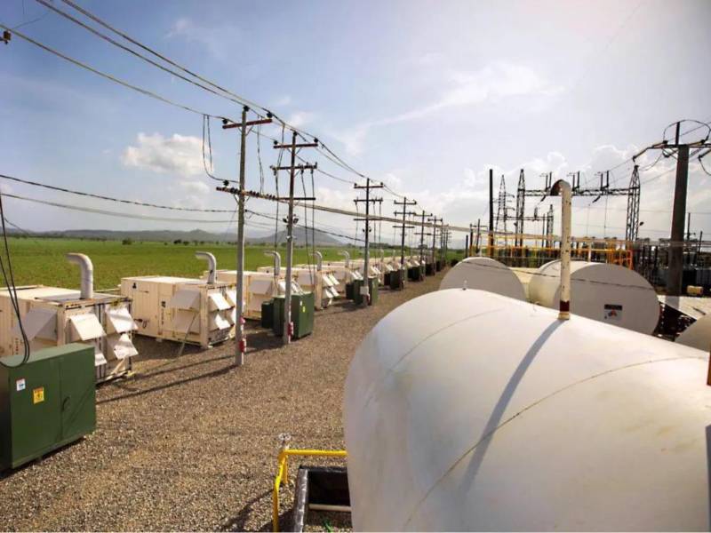Con una capacidad de 355 megavatios se alquilaron el año pasado nueve plantas eléctricas que funcionan con diésel, entre ellas Santa Marta.