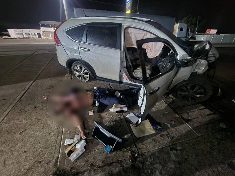 El agente resultó gravemente herido lo que deribó en su muerte en cuestión de minutos.