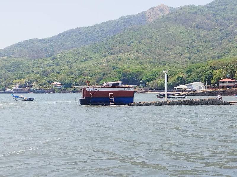 El alcalde de Amapala aseguró que se contactarán con la Marina Mercante para conocer si se presentaron inconvenientes con el velero estando en el agua.