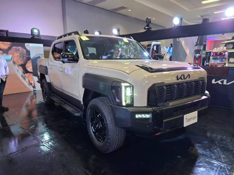 Expomóvil 2025: Kia Honduras y Corporación Jaar presentan la nueva Kia Tasman en San Pedro Sula
