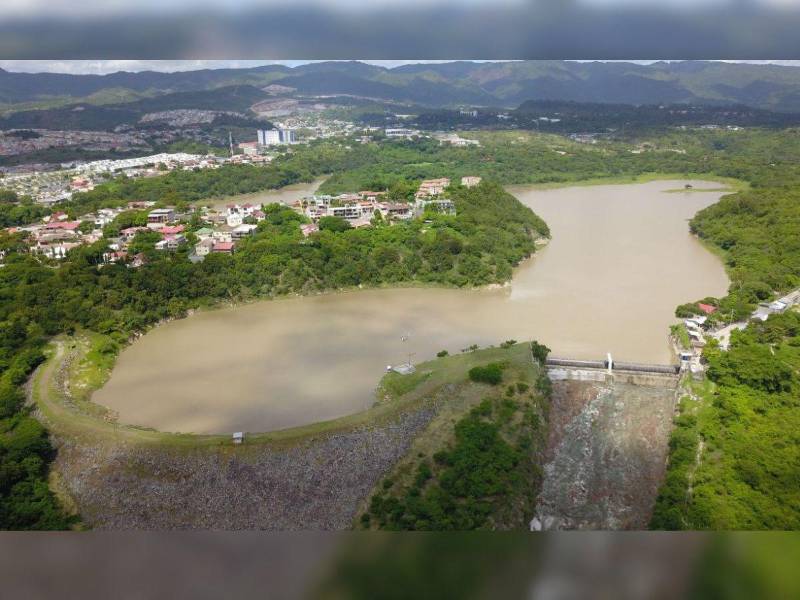 Jornadas de reparación de fugas forman parte del plan de contingencia.