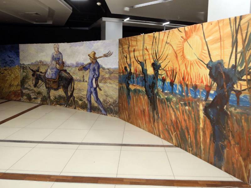 Dentro de la presentación se muestran pinturas de campesinos, Van Gogh los consideraba personas muy importantes.