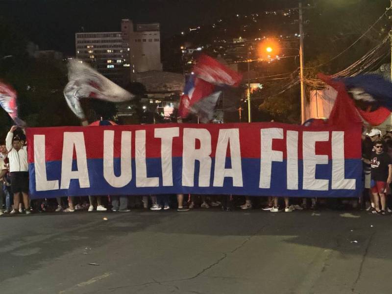 Imágenes del desarrollo del partido.