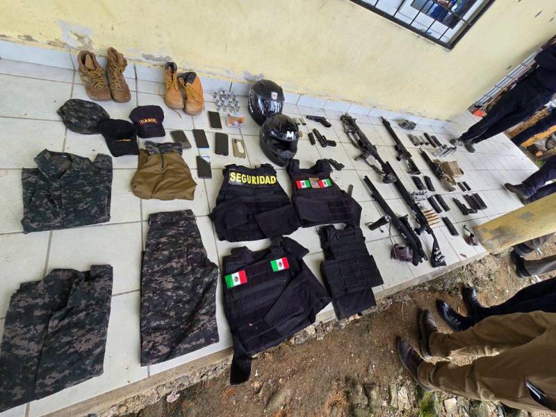 Siete personas detenidas y una fallecida fue el saldo que dejó un enfrentamiento entre agentes de la Policía Nacional y presuntos miembros de una estructura criminal, quienes, según las autoridades, eran el objetivo del operativo por ser sospechosos de participar en la masacre de Rigores, Colón.