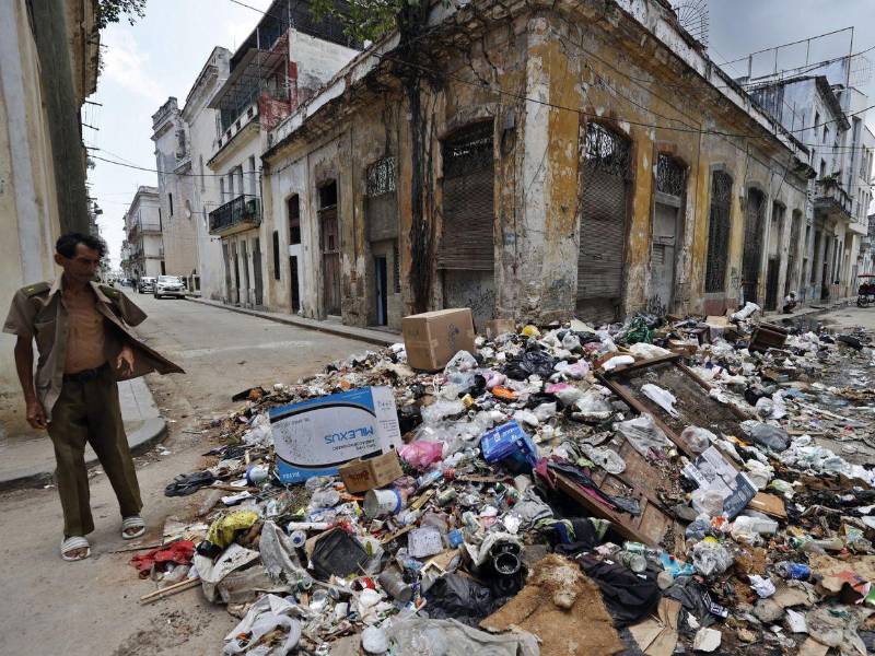 Política. A cinco años de las protestas masivas del 11 de julio de 2021, los cubanos siguen sumidos en una crisis que, si bien se ha agravado tras las presiones de EE.UU., ha sido resultado de décadas de mal manejo por el Gobierno castrista en la isla.