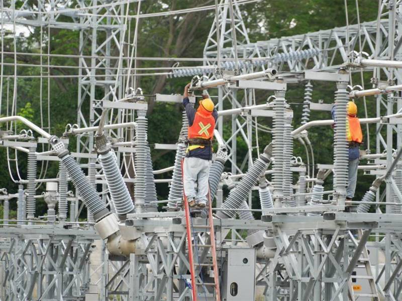 La capacidad de la subestación La Victoria es de 100 MVA de transformación, para toda la zona.