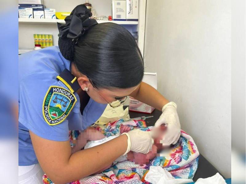 Con tan solo horas de nacido, un bebé fue abandonado sobre una banca de concreto en la residencial Las Cascadas, en Choloma, Cortés.