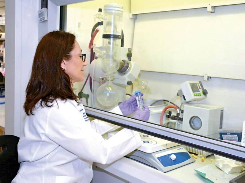 Además de la vacuna del covid, desarrolló una nueva vacuna terapéutica contra la enfermedad de Chagas, una vacuna para la anquilostomiasis humana y un adyuvante para reducir el uso de vacunas. Todas sin patentes.