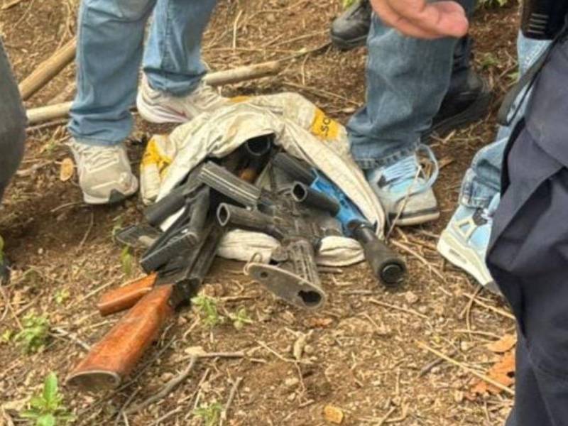 Este miércoles -11 de junio- agentes de la Policía encontraron una 'caleta' (escondite) con armas de guerra en la colonia Estados Unidos en Tegucigalpa, dejando a una persona detenida. ¿Qué se sabe del caso?