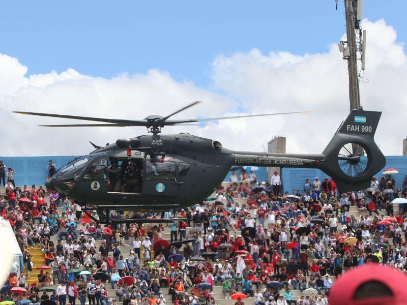 Las dos primeras aeronaves H145 fueron pilotadas durante los desfiles del 15 de septiembre de 2025.