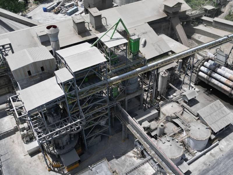 Más de mil colaboradores técnicos y profesionales hicieron posible la puesta en marcha del molino más grande de Honduras.