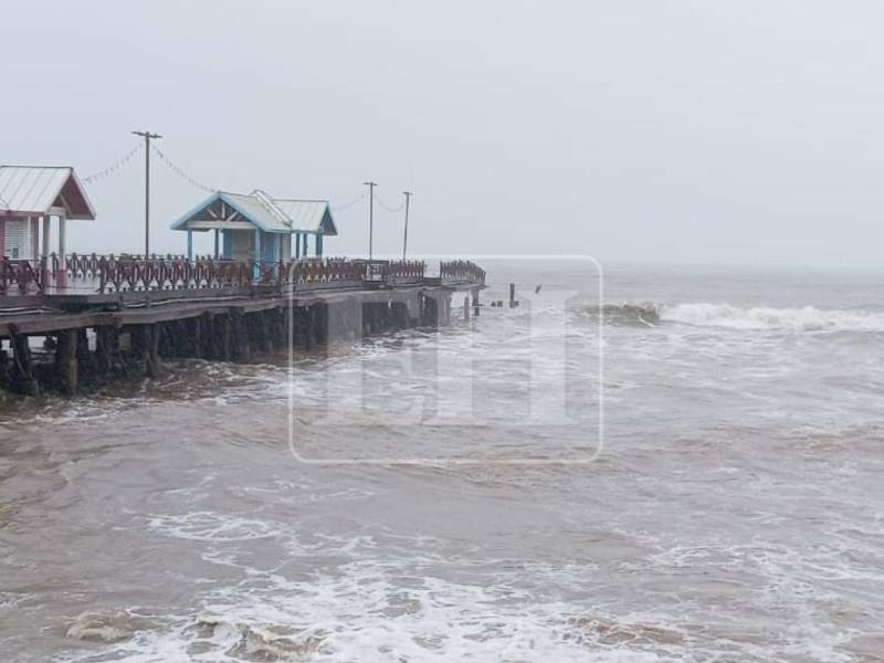 El departamento de Atlántida es uno de los más afectados con la masa de aire frío.