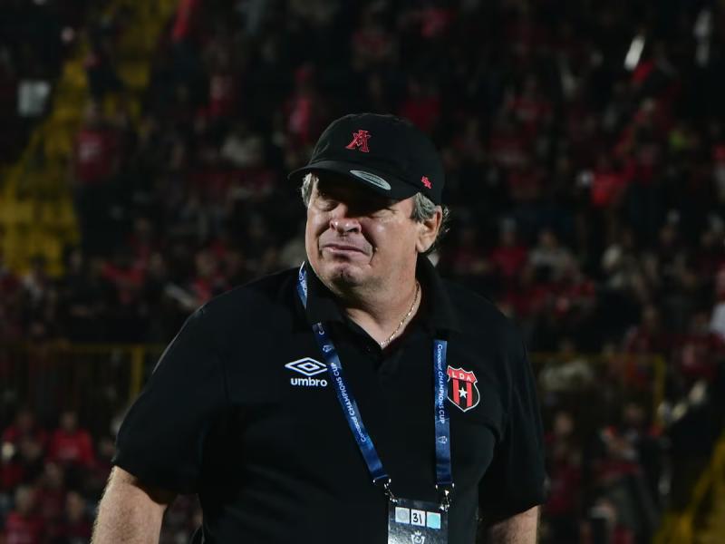 Jugador de gigante de Centroamérica es detenido por la policía: club toma decisión