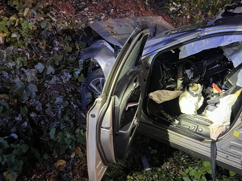 El cantante hondureño Luis Geovany Velásquez Palacios, conocido artísticamente como Gioone, murió a los 28 años en un accidente vehicular ocurrido la madrugada del -9 de noviembre- en Byron, Georgia. ¿Qué se sabe sobre lo ocurrido?