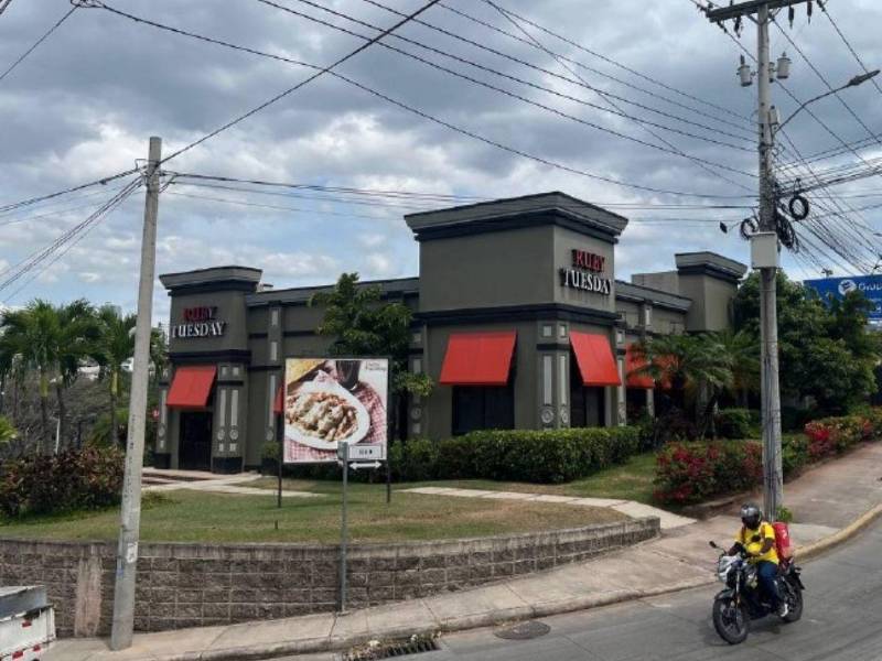 El anuncio marca el cierre de una etapa de 25 años para la marca en el país, durante la cual sus restaurantes fueron utilizados por clientes para reuniones familiares, celebraciones y encuentros entre amigos.