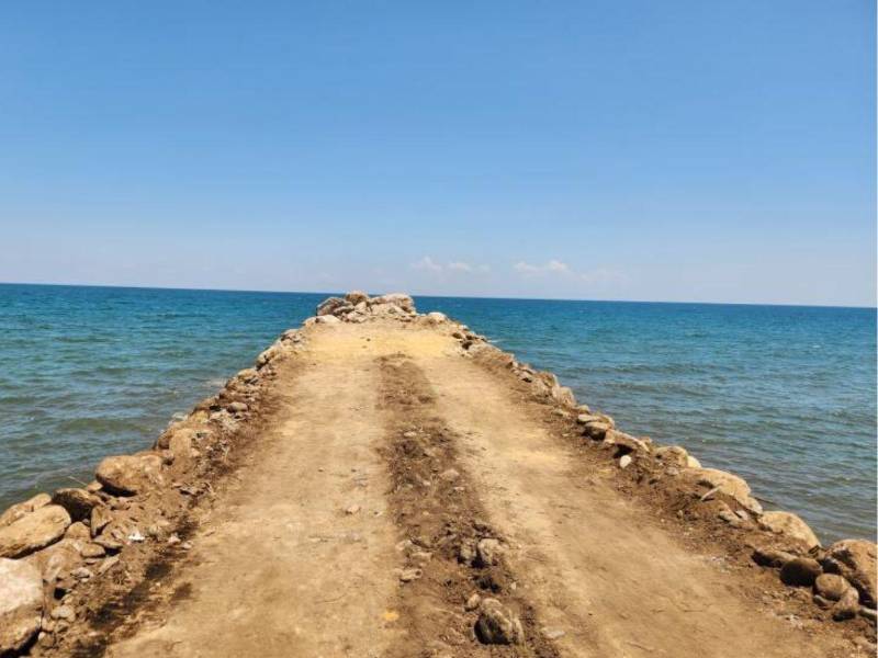 Los resultados del proyecto han comenzado a ser visibles de forma casi instantánea: ya se observa playa nueva.