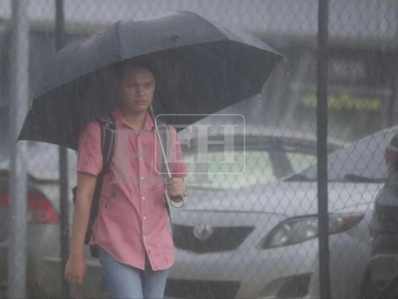 Vaguada en altura provocará lluvias este miércoles mientras continúan altas temperaturas