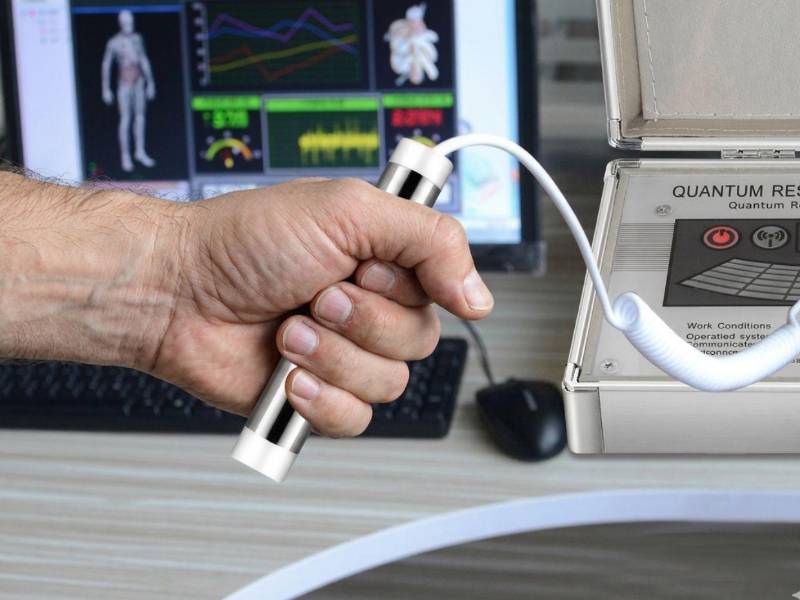 El biomédico, Orlando Marín, consultado por la Unidad de Investigación de EL HERALDO Plus, indicó que el dispositivo usado por las clínicas falsas no se asimila a ningún aparato de resonancia magnética.