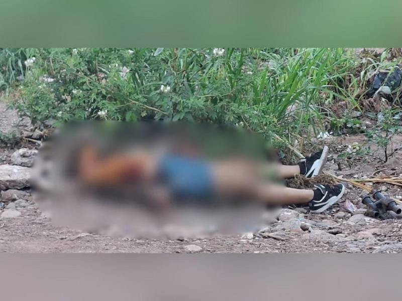 La víctima tenía signos de violencia, según el reporte preliminar.