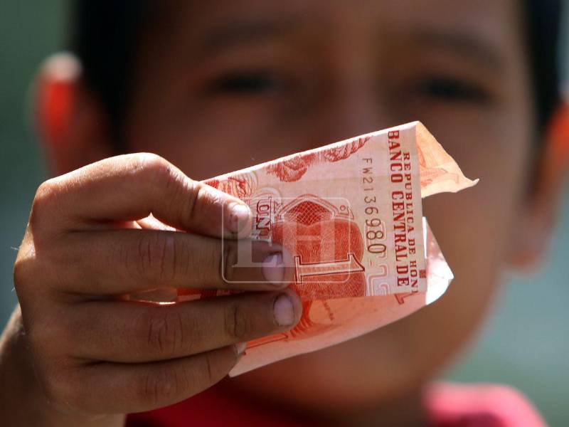 Más de 261 mil menores de edad están en condición de trabajo infantil. De estos, 4 de cada 10 gana menos del salario mínimo.