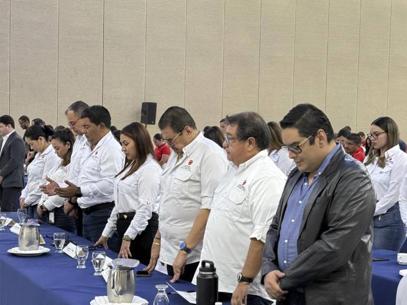 Representantes de CODIS y Dieck &amp; Dieck oficializaron la alianza estratégica que permitirá ampliar la cobertura nacional y fortalecer la distribución de productos de alta calidad.