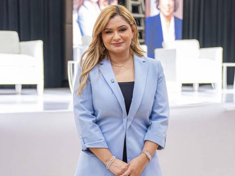 Emma Mejía Valladares, CEO de Elevate Hub, comparte la visión que dio origen a People, una plataforma desarrollada para impulsar una gestión del talento más estratégica, eficiente e innovadora.