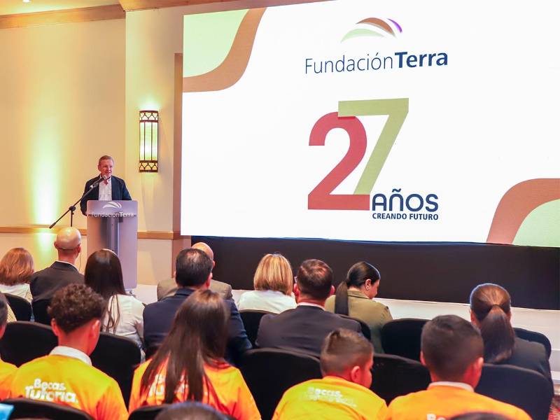 Fredy Nasser, presidente de Fundación Terra, reafirmó durante el 27 aniversario la importancia de la unión entre sectores para generar un impacto positivo en Centroamérica.