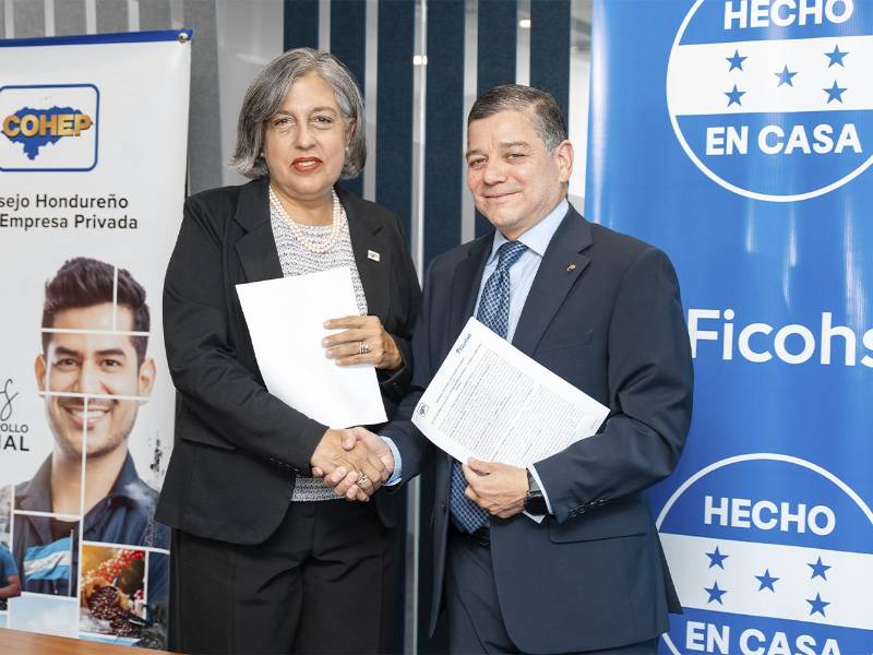 Ficohsa y el COHEP oficializan una alianza estratégica para impulsar el consumo local y fortalecer el emprendimiento hondureño.