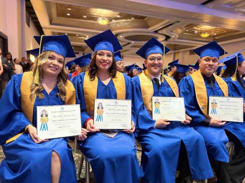Los nuevos profesionales de pregrado y posgrado que culminan exitosamente su formación académica en la UJCV se incorporan a distintos sectores productivos del país.