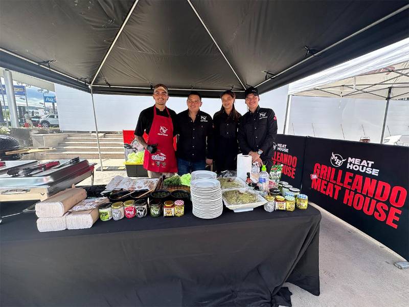 Meat House se sumó a la Mazda Xperience ofreciendo un ambiente único y lleno de sabor para los asistentes.