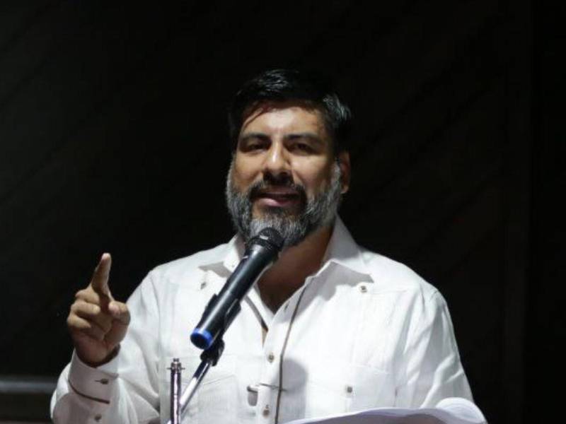 El fiscal general Johel Zelaya recibe un salario mensual de casi 190,000 lempiras.