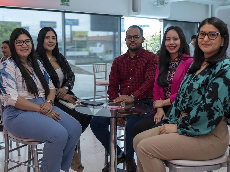 La promoción “Premiamos tu Esfuerzo” está dirigida a clientes con cuentas de ahorro personales, Pyme y Atlántida Kids, ampliando las oportunidades de ganar para miles de hondureños.
