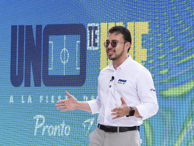 Eduardo Idiaquez, Coordinador de Mercadeo de UNO Honduras, destacó que la promoción busca acercar experiencias innovadoras y beneficios reales a los consumidores a través de UNO Plus.