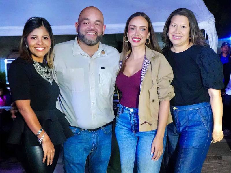 La música en vivo formó parte de la experiencia con las presentaciones de Natural, Los Baby Shower y Leo-Z, quienes aportaron ritmo y entretenimiento a la jornada.