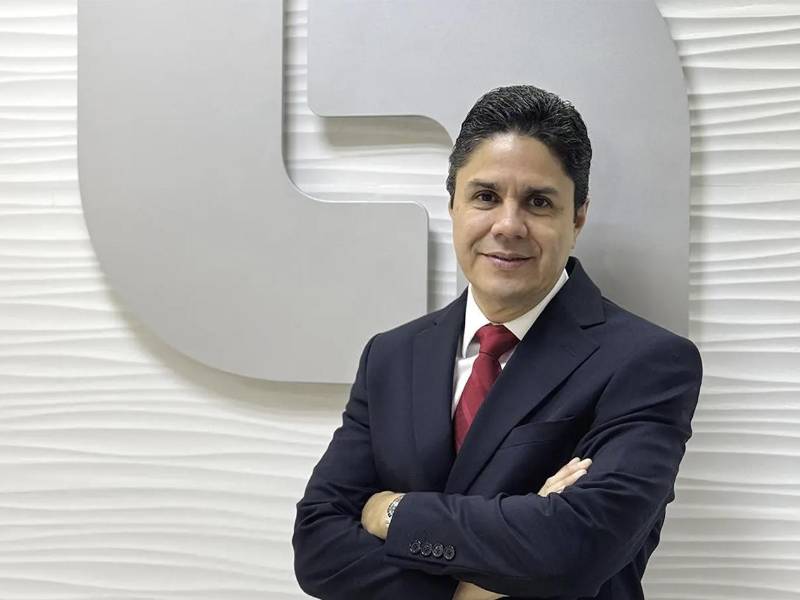 Gustavo Zúniga, vicepresidente ejecutivo de Banca de Personas y Medios de Pago de Banco Atlántida, lidera la estrategia de expansión y transformación digital de la institución en 2026.