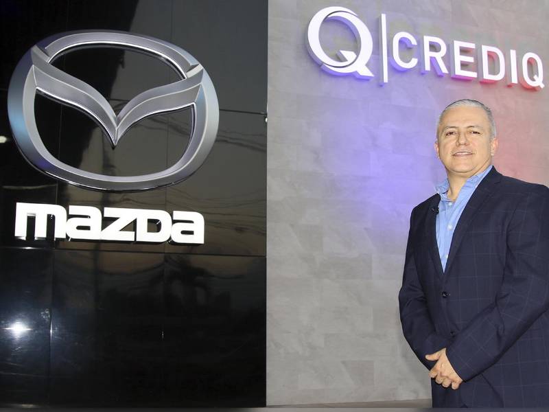 Mauricio Hasbun, Director Regional de CrediQ, durante la inauguración del nuevo edificio corporativo en Tegucigalpa, destacando la visión de crecimiento regional de la compañía.