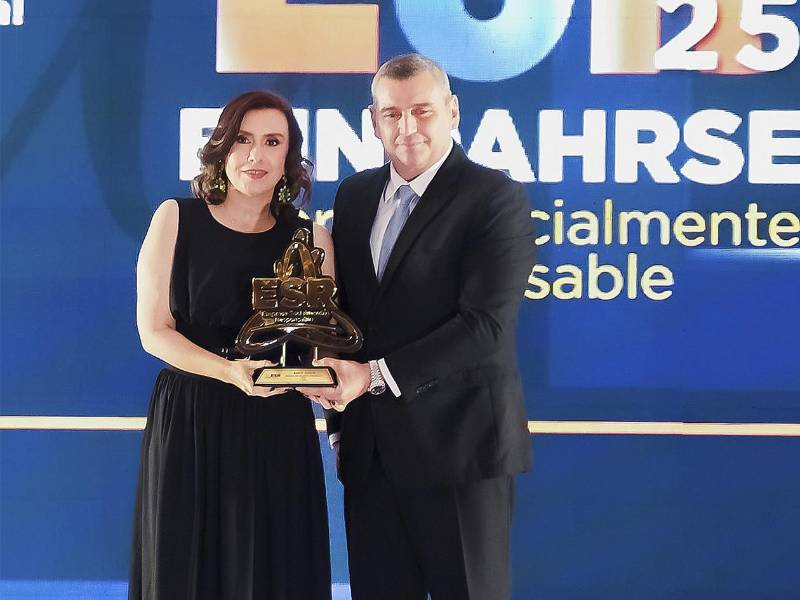 Gloria Pineda, Directora de Mercadeo de Grupo Salinas Honduras, resaltó la importancia de fortalecer programas que promuevan educación financiera, equidad y sostenibilidad en beneficio de las comunidades hondureñas.