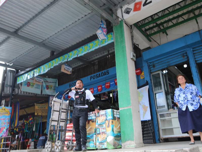 La iniciativa suma al pago actualizado en impuestos municipales de los comercios.