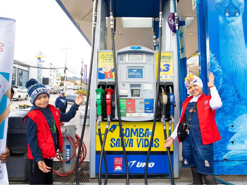 “La Bomba que Salva Vidas”: cada galón en Gasolineras UNO se convierte en esperanza para niños con cáncer