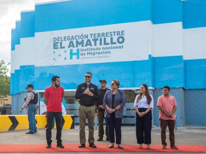 Espacios renovados en El Amatillo que facilitan el tránsito de viajeros y mejoran la atención migratoria.