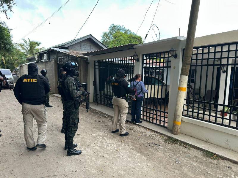 MP allana viviendas por lavado de dinero de la extorsión.