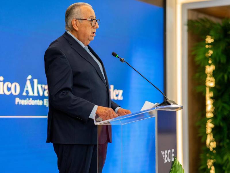 Don Federico Álvarez Fernández durante el homenaje realizado en su honor por el BCIE, en reconocimiento a su visión y legado institucional.