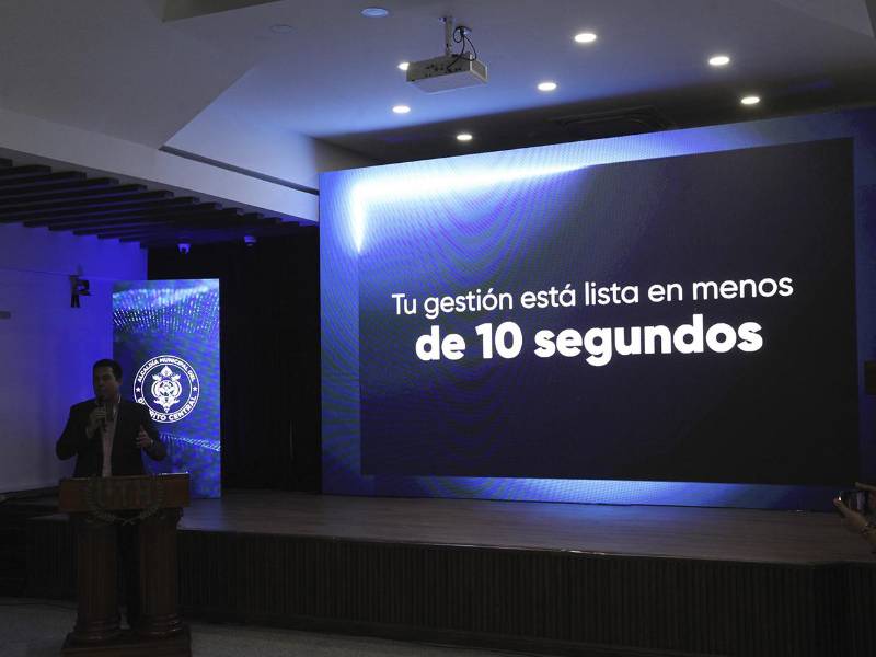 “Estamos llevando la alcaldía al WhatsApp de la gente”, destacó el alcalde Juan Diego Zelaya al explicar el alcance de la nueva herramienta digital.