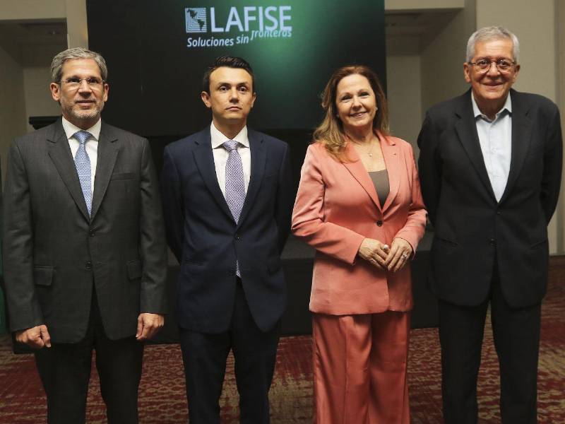 Banco LAFISE reunió a destacados especialistas y líderes empresariales durante LAFISE Talks, una jornada de análisis económico, inversión y planificación patrimonial que promovió el intercambio de conocimiento y el networking.