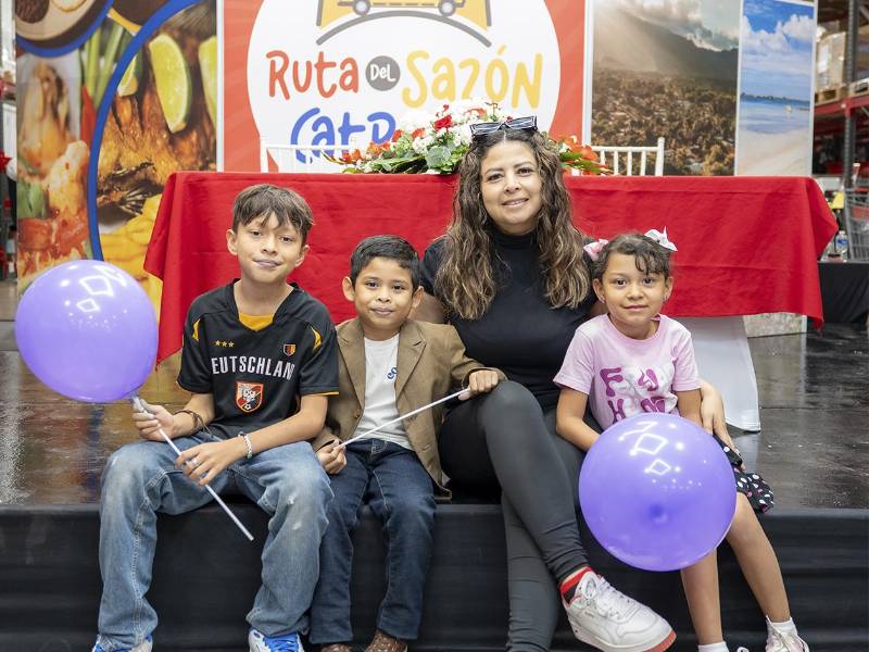 La celebración del segundo aniversario reunió a clientes y familias en actividades que fortalecen la conexión con la comunidad.