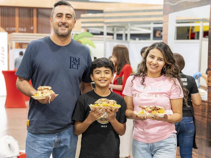 Familias hondureñas disfrutaron de un ambiente lleno de sabor y cultura durante la gran fiesta de aniversario.